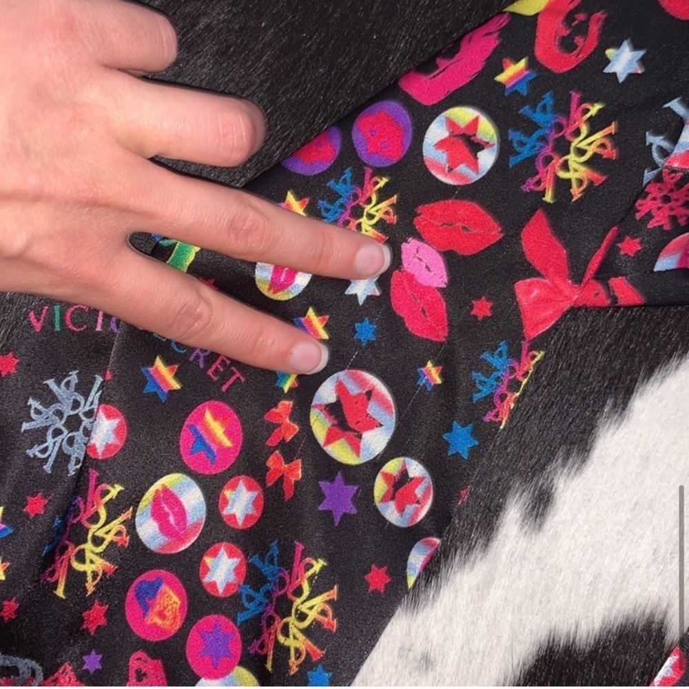 Rare Vintage 90’s Victoria’s Secret Satin Pajamas - Picture 10 of 11